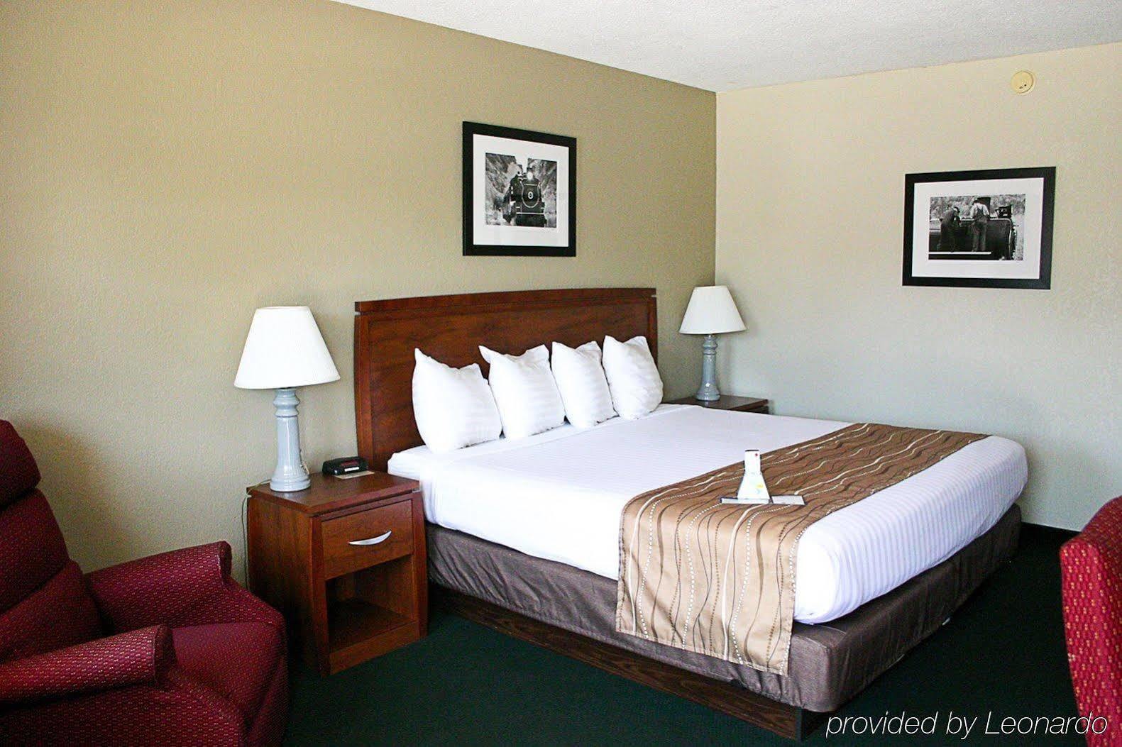 Best Western Hospitality House Емпорія Номер фото